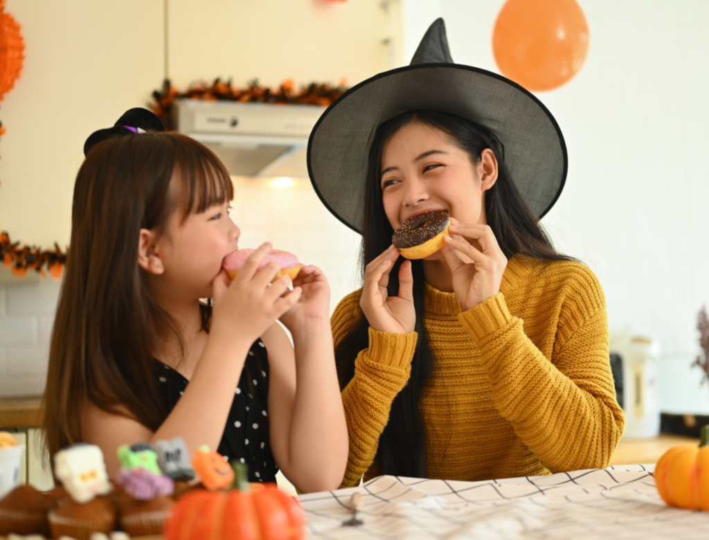 Navigating Halloween with Food Allergies: Sweet Treats Without the Worry-3